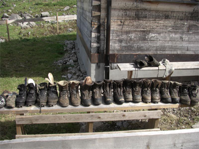  Sortiment Bergschuhe
